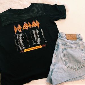 Vintage 90s Style Def Leppard Band Tee